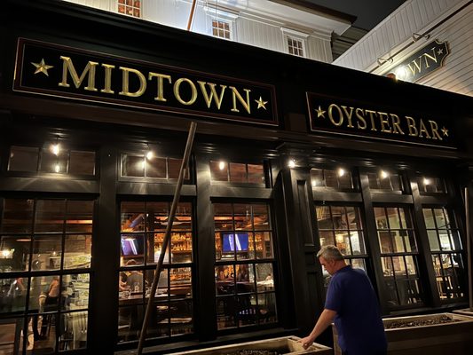 Midtown Oyster Bar by null