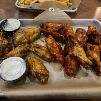 Buffalo Wild Wings - Chicken Wings Near Me - Southington, Connecticut Buffalo Wild Wings - Chicken Wings Near Me - Southington, Connecticut
