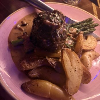 Can Can Culinary Cabaret - Filet mignon - French Near Me - Seattle, Washington
