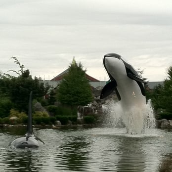 Seattle Premium Outlets - Shopping Centers Near Me - Tulalip, Washington