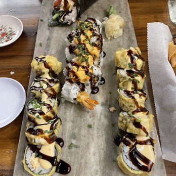 MESU - Lobster Rangoon Roll, Honeymoon Roll, Spicy Tuna Handroll - Mexican Near Me - Charleston, South Carolina