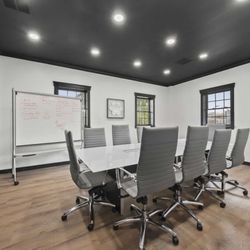 Forward Health - Group therapy spaces designed for alcohol rehab in Columbus, OH.