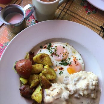Helen's - Biscuit and gravy glory - New American Near Me - Richmond, Virginia Helen's - Biscuit and gravy glory - New American Near Me - Richmond, Virginia