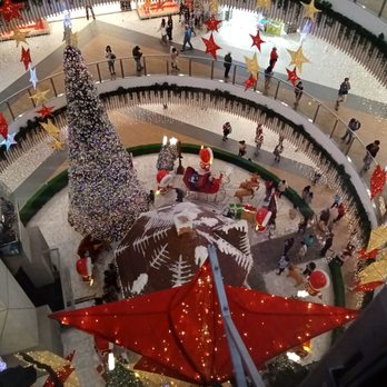SM City Baguio - Christmas decors - Shopping Centers Near Me - Baguio, BEN