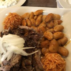 Amfipolis - Gyros mit Reis, Zaziki und weißen Bohnen. Absolut lecker!!!