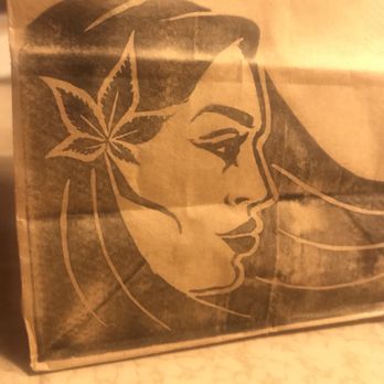 Mom & Crops - Cannabis Collective Near Me Mom & Crops - Cannabis Collective Near Me