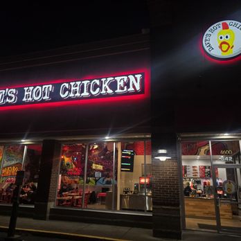 Dave's Hot Chicken - Cool outside - Chicken Shop Near Me - Louisville, Kentucky