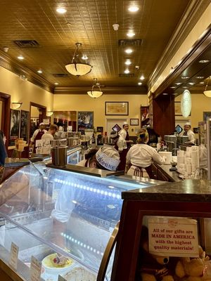 Leopold's Ice Cream by null