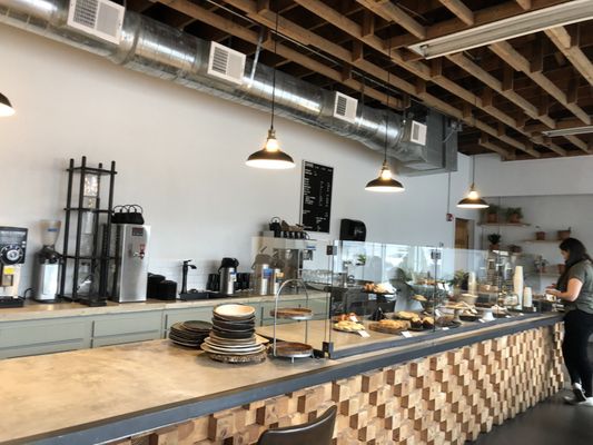 Slow Hand Coffee + Bakeshop by null