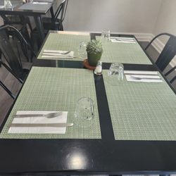 Happy Family Ranch - Loved the table setting! The color of the placemats was coordinated throughout the room.