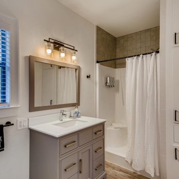 Hostly - Vacation Rentals Near Me - Austin, Texas Hostly - Vacation Rentals Near Me - Austin, Texas