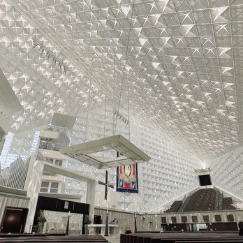 Christ Cathedral - Churches Near Me - Garden Grove, California
