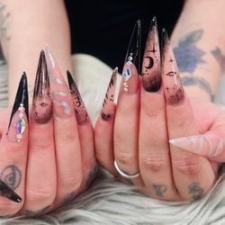 Glamour Nails