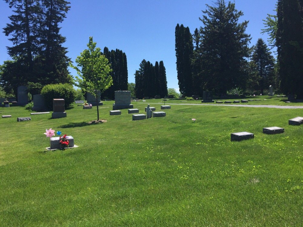 CALVARY CEMETERY 567633 W Jackson St, Woodstock, Illinois Funeral