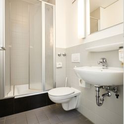 DJH Jugendherberge Bremen - Badezimmer