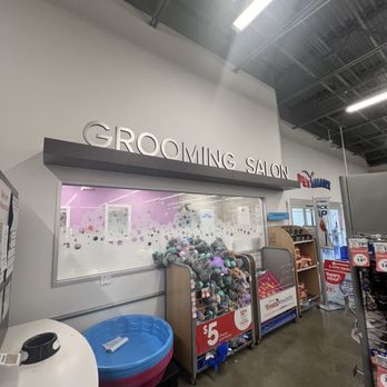 PetSmart - Pet Training Near Me - Washington, DC, District of Columbia