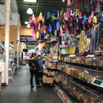 Plaza Mexico - Shopping Centers Near Me - Lynwood, California