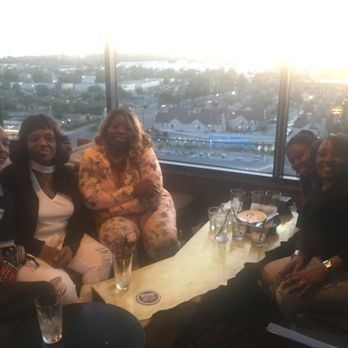 VUE Bar + Restaurant - Bars Near Me - Long Beach, California