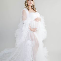 The Candor Studio - Maternity In Studio Photo Session