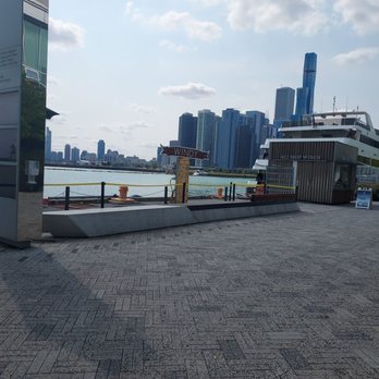 Navy Pier - Landmarks & Historical Buildings Near Me - Chicago, Illinois