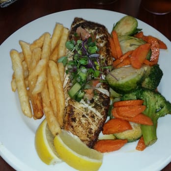 Marilyn's Mediterranean Kitchen - My husband and I stopped here for the second day of their soft opening. We were please with everything we ordered. - Mediterranean Near Me - Simi Valley, California