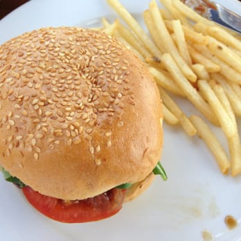 Moonshadows - Moonshadow Burger - Seafood Near Me - Malibu, California