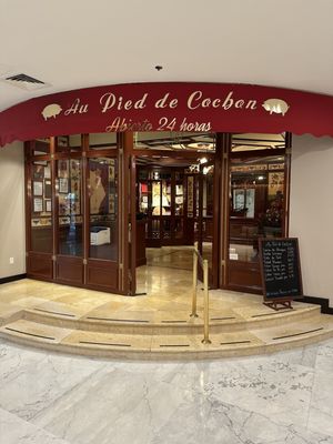 Au Pied de Cochon by null