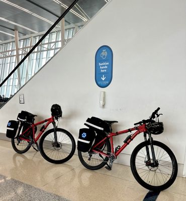 Charlotte Douglas International Airport by null
