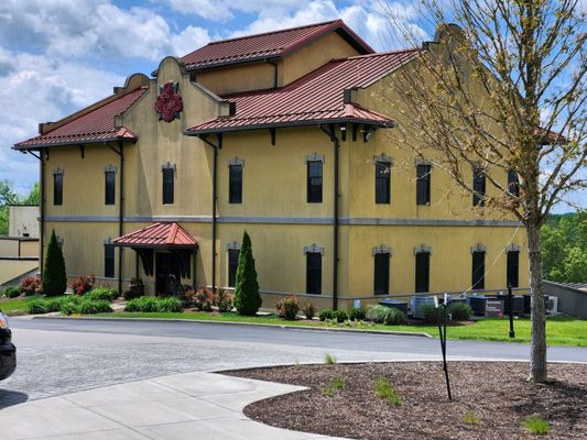 Four Roses Distillery by null