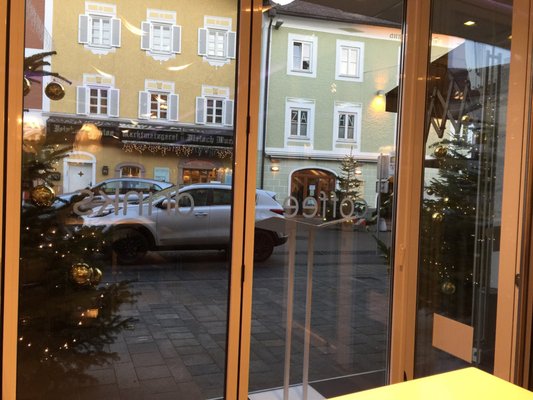 Iris Porsche Hotel & Restaurant by null