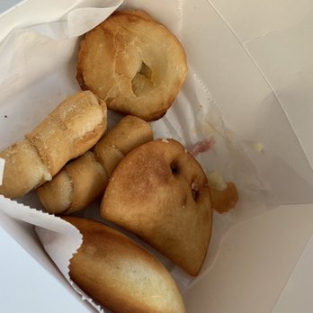 Milly's Empanada Factory - Cheese tequeños and empanadas. - Venezuelan Near Me - Miami, Florida Milly's Empanada Factory - Cheese tequeños and empanadas. - Venezuelan Near Me - Miami, Florida