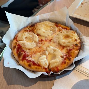 Chi Chi's Pizza - Kids pizza - Pizza Near Me - Northridge, California