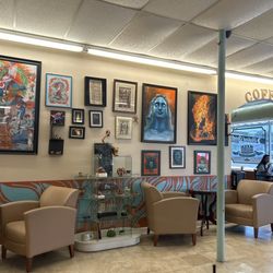 Brew Bros - Nice little seating area for a great vibe