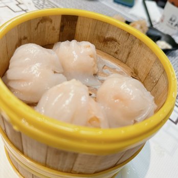 Bistro 1968 - Shrimp har gow - Dim Sum Near Me - San Gabriel, California Bistro 1968 - Shrimp har gow - Dim Sum Near Me - San Gabriel, California