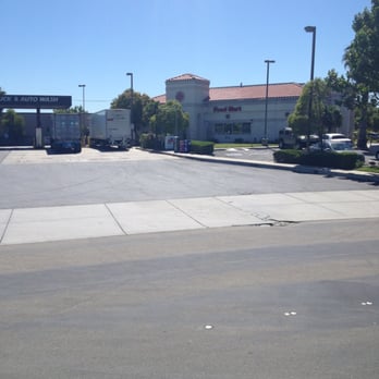Tracy Truck & Auto - Storefront - Gas Stations Near Me - Tracy, California Tracy Truck & Auto - Storefront - Gas Stations Near Me - Tracy, California