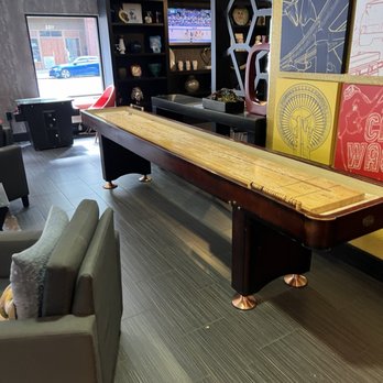 Staypineapple, Hotel FIVE, Downtown Seattle - Cool shuffle board - Hotels Near Me - Seattle, Washington Staypineapple, Hotel FIVE, Downtown Seattle - Cool shuffle board - Hotels Near Me - Seattle, Washington