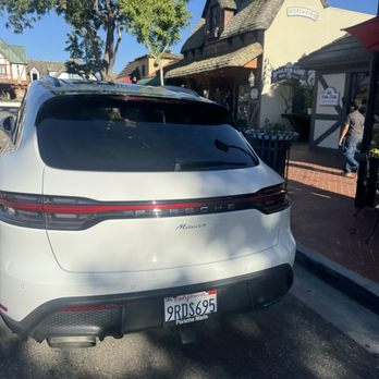 Glass Door Boutique - Women's Clothing Near Me - Solvang, California