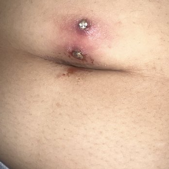 Pierced Hearts Tattoo Parlor - Tattoo Near Me - Seattle, Washington