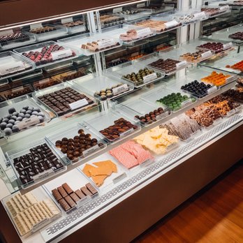 Kollar Chocolates - Main display - Ice Cream & Frozen Yogurt Near Me - Yountville, California Kollar Chocolates - Main display - Ice Cream & Frozen Yogurt Near Me - Yountville, California