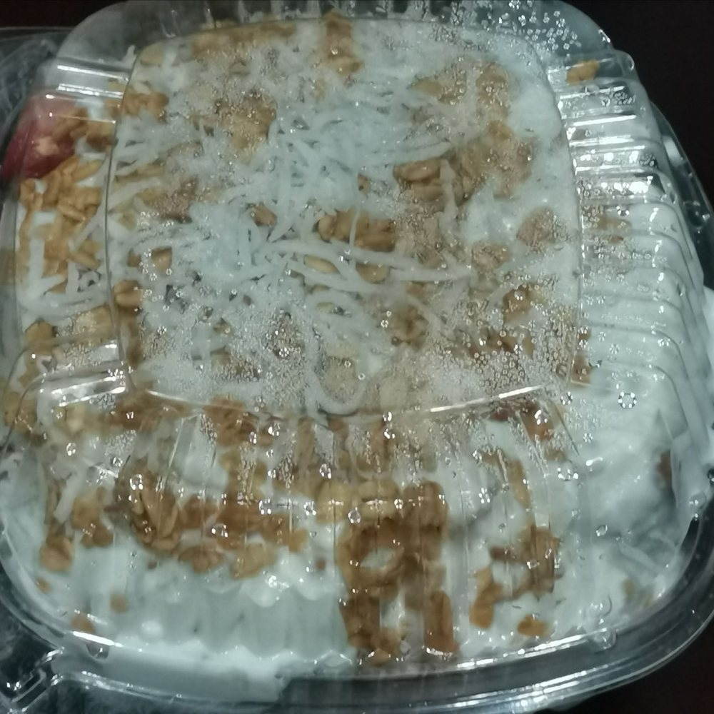 TiRi Bionicos - Yogurt topping on the bionico. - Juice Bars & Smoothies Near Me - Rosemead, California