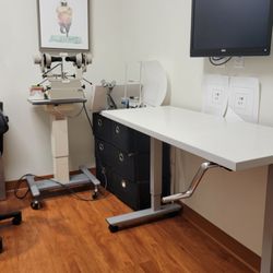University Eye Center - Anaheim - Very clean