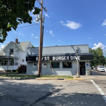 Burger Dive - Burgers Near Me - Saint Paul, Minnesota Burger Dive - Burgers Near Me - Saint Paul, Minnesota