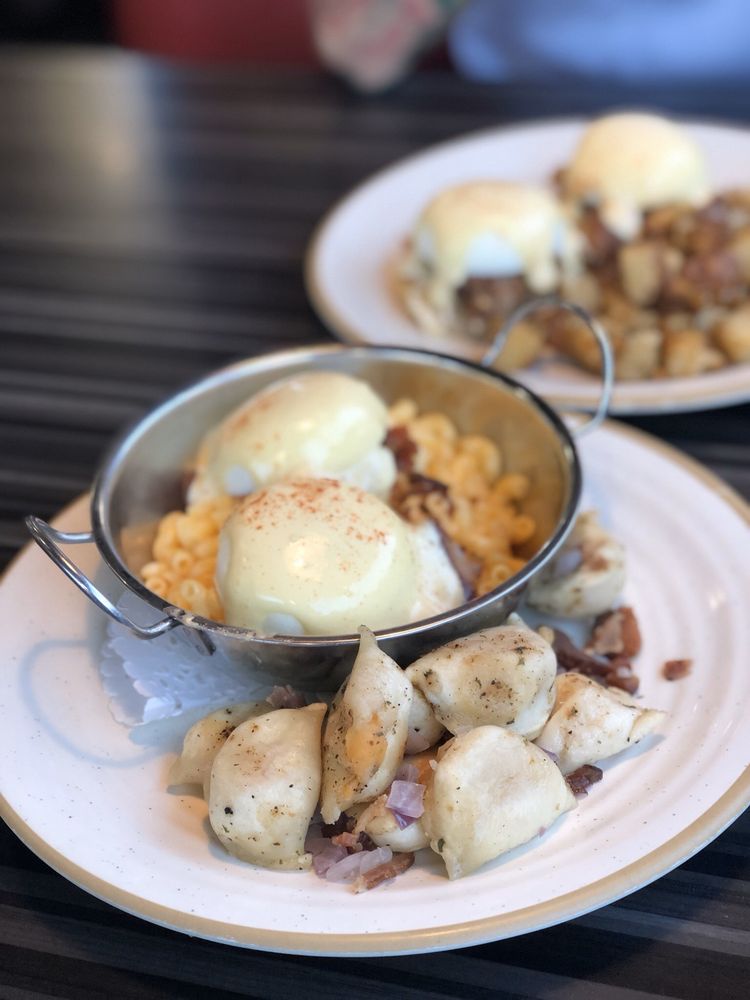 BENNYS BREAKFAST BAR 115 Photos & 130 Reviews 7007 11 Street SE