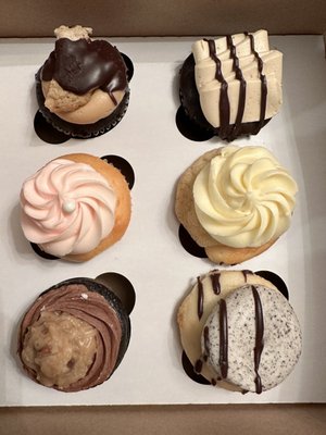 FAT Cupcake by null