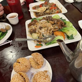 Imperial Garden Restaurant - Family style is the way to go! - Dim Sum Near Me - Fresno, California Imperial Garden Restaurant - Family style is the way to go! - Dim Sum Near Me - Fresno, California