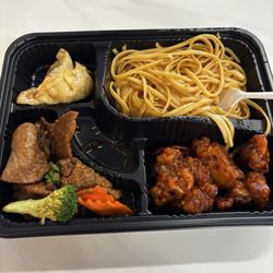 Hong Kong Express - Noodles, General Taos Chicken, Beef With Broccoli, Pot Stickers