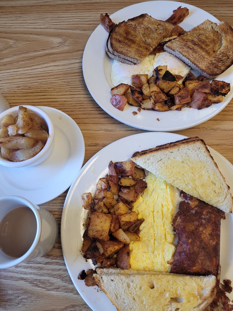 THE LIGHTHOUSE RESTAURANT 19 Photos & 46 Reviews Breakfast & Brunch