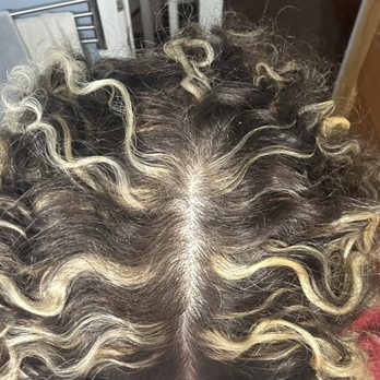 Fringe Salon - top of my head. very streaky, much lighter than I requested. - Hair Salons Near Me - Philadelphia, Pennsylvania Fringe Salon - top of my head. very streaky, much lighter than I requested. - Hair Salons Near Me - Philadelphia, Pennsylvania