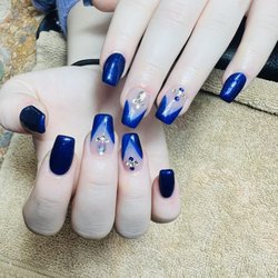 Snow Nails