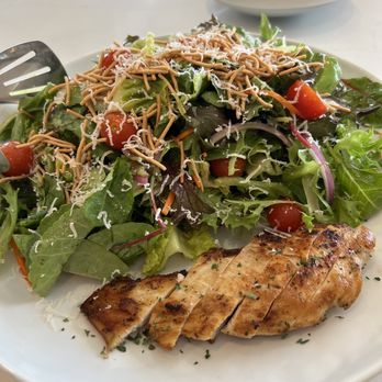 Somethin - Asian Chicken Salad - Korean Near Me - La Mirada, California Somethin - Asian Chicken Salad - Korean Near Me - La Mirada, California